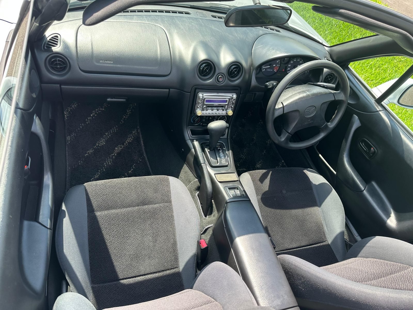 1998 Mazda Roadster — photo 5