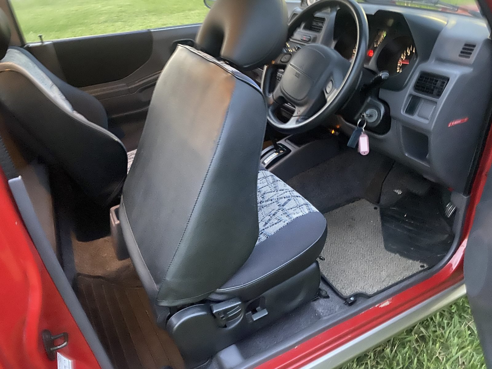 1996 Mitsubishi Pajero Mini — photo 6