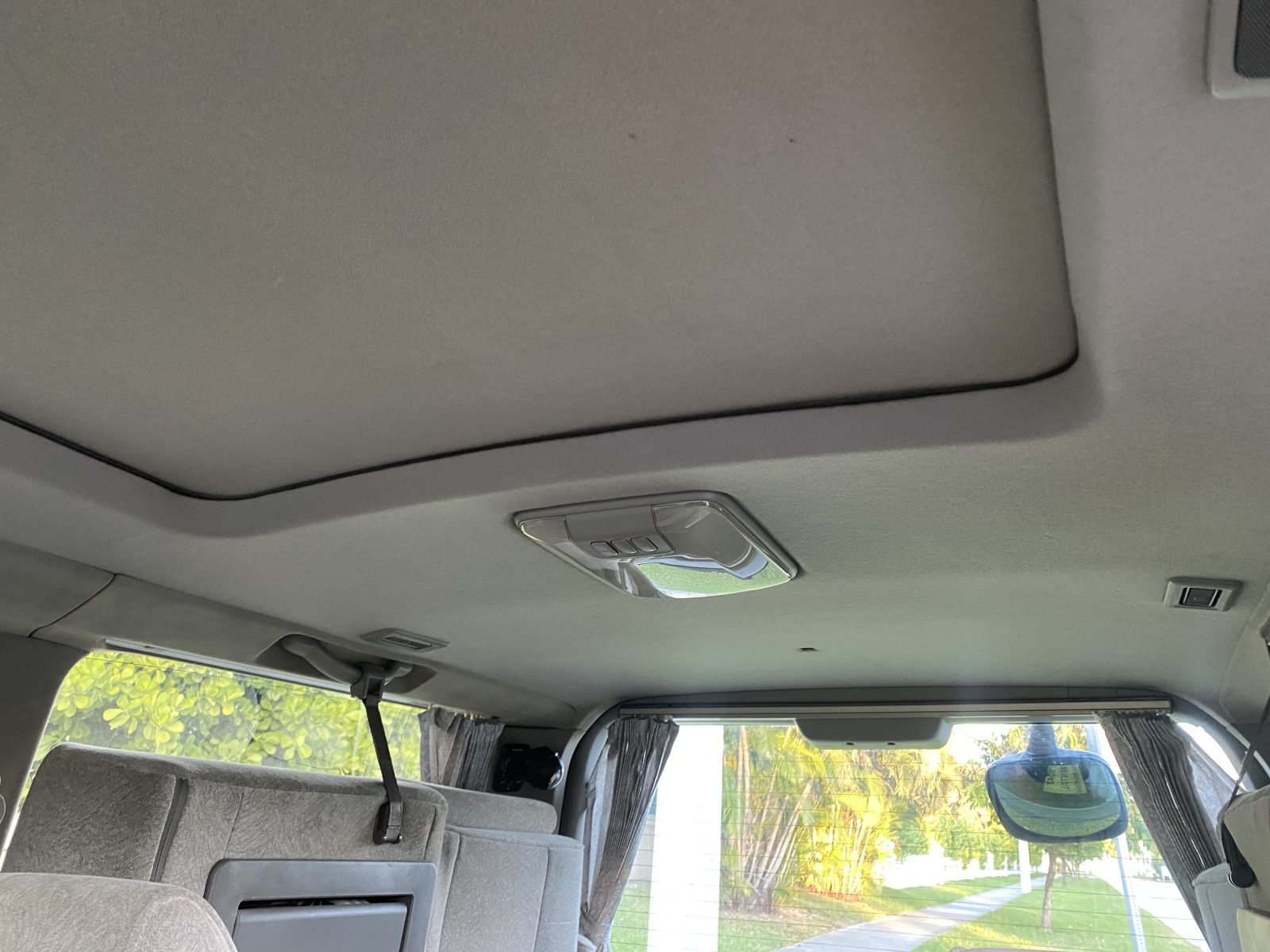 2000 Nissan Elgrand — photo 4