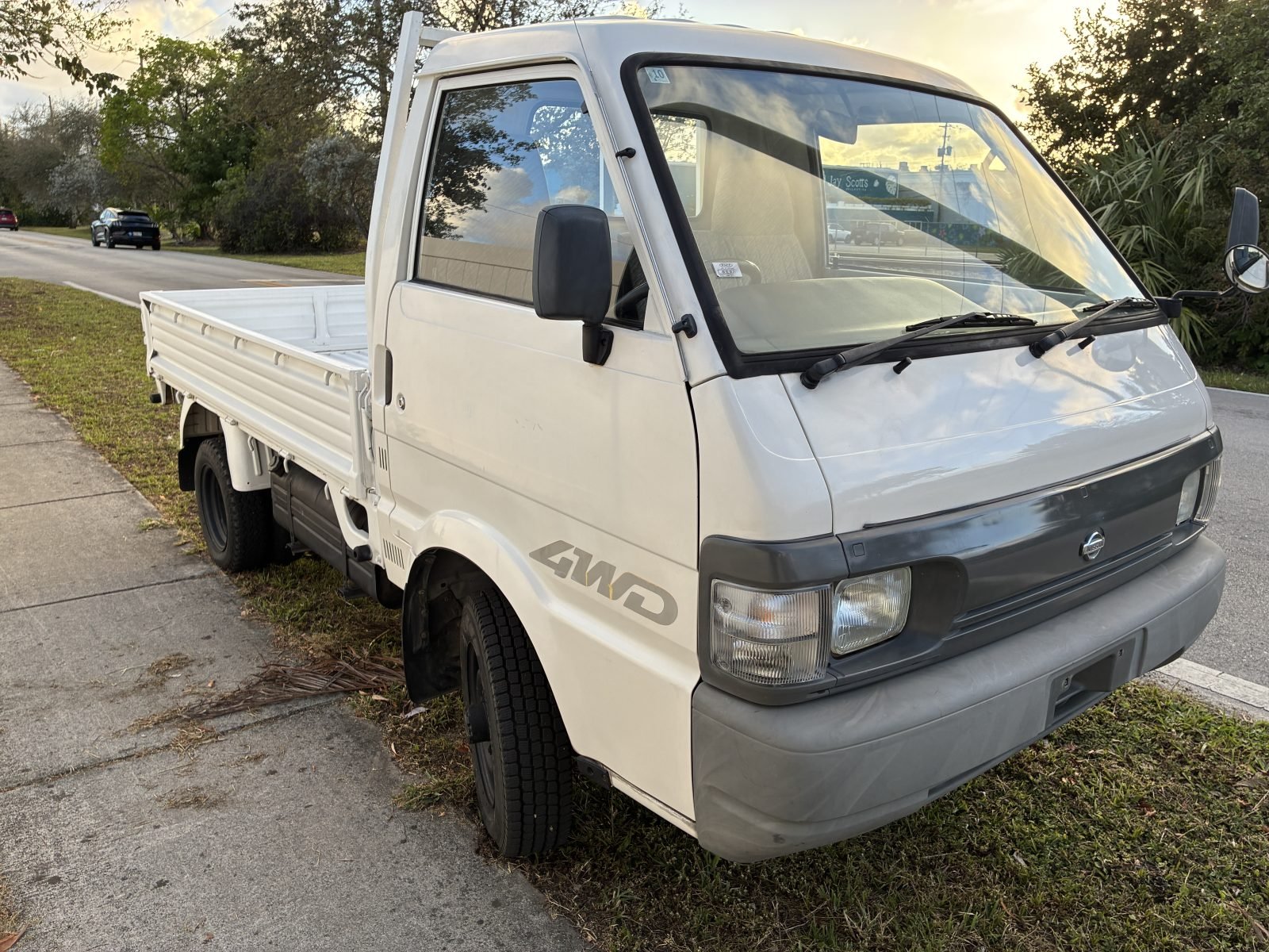 1997 Nissan Vanette Truck — photo 7