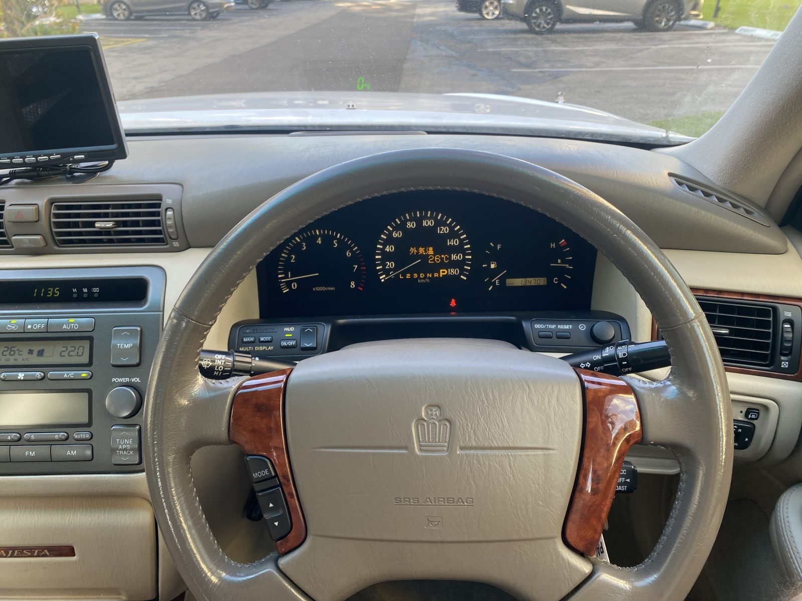1999 Toyota Crown Majesta — photo 11