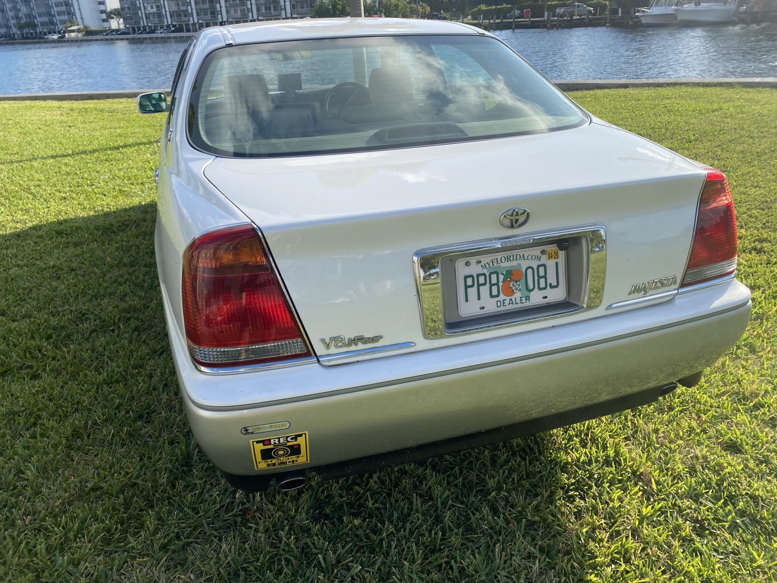 1999 Toyota Crown Majesta — photo 4
