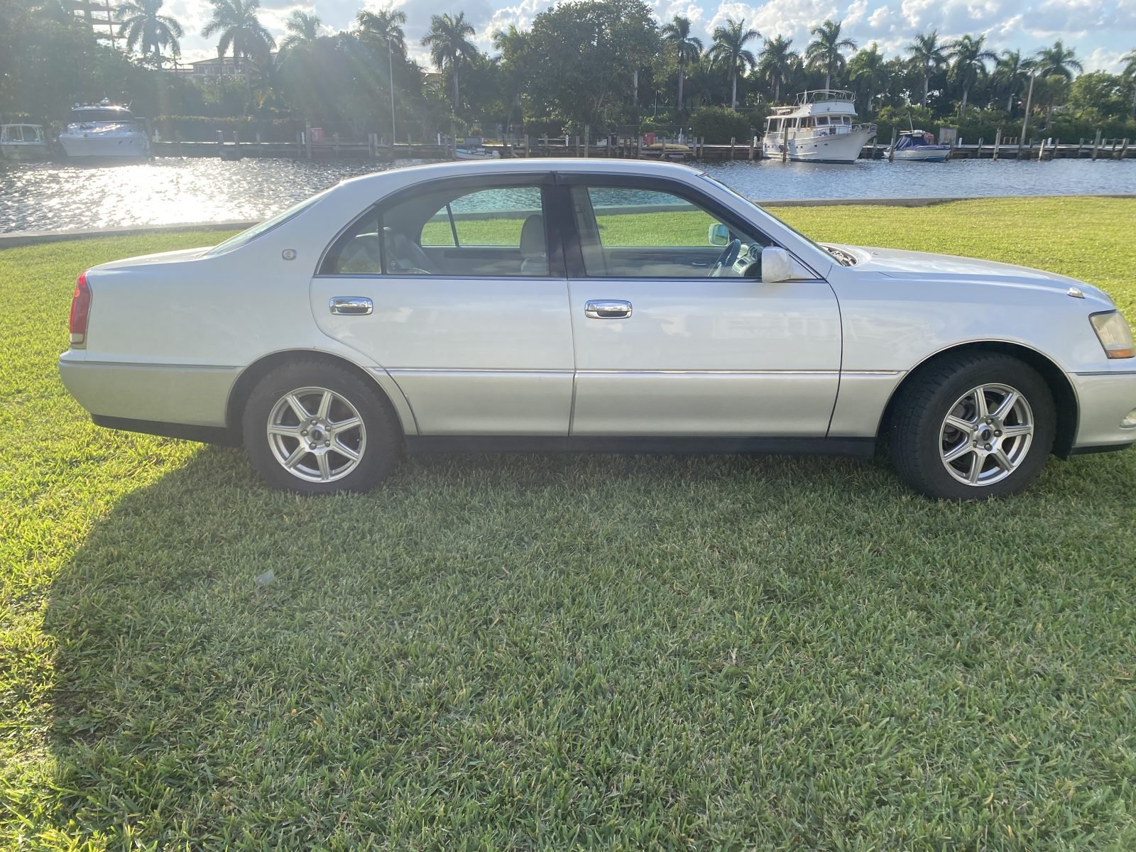 1999 Toyota Crown Majesta — photo 6