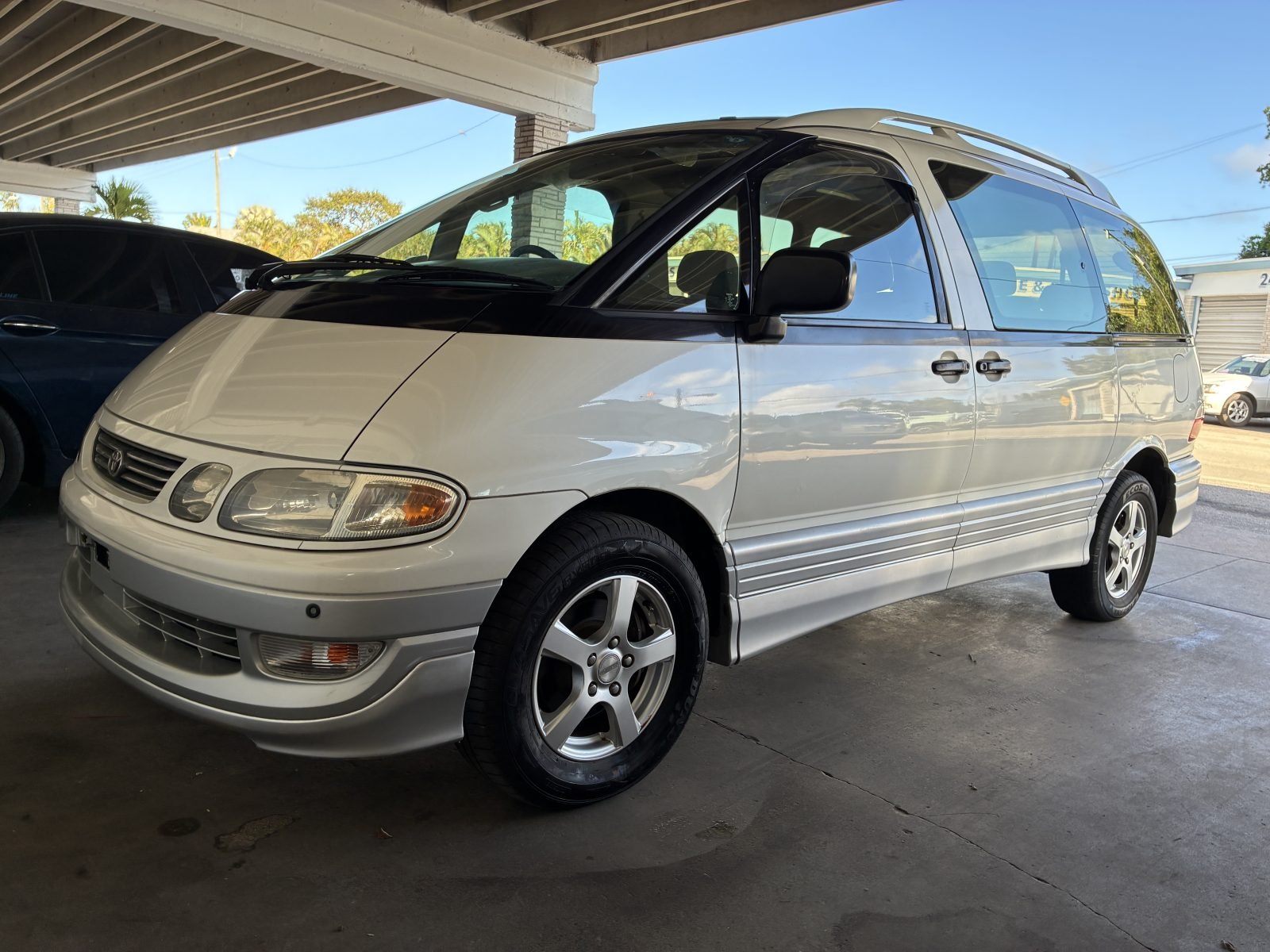 1999 Toyota Estima Emina — photo 10