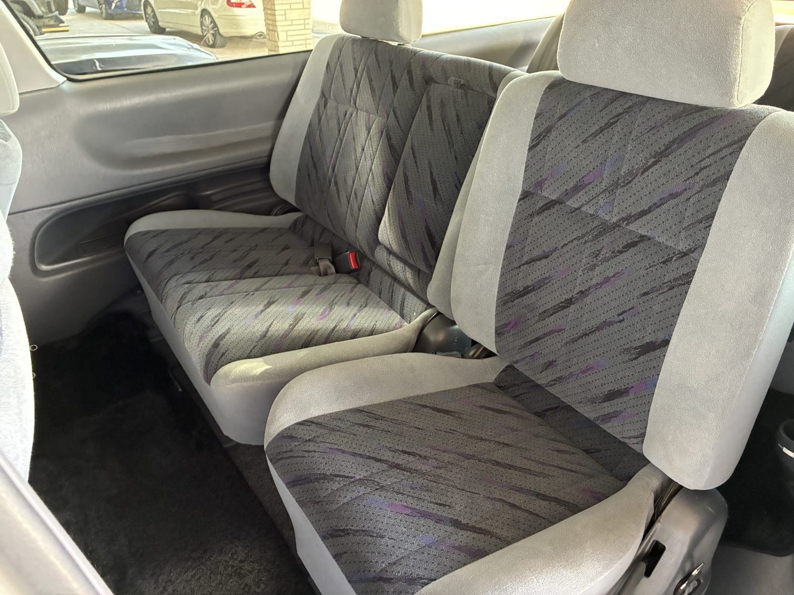 1999 Toyota Estima Emina — photo 12