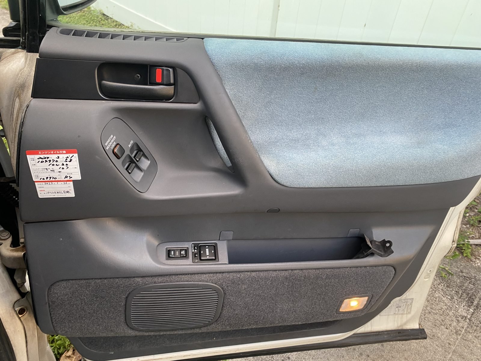 1999 Toyota Estima Emina — photo 9