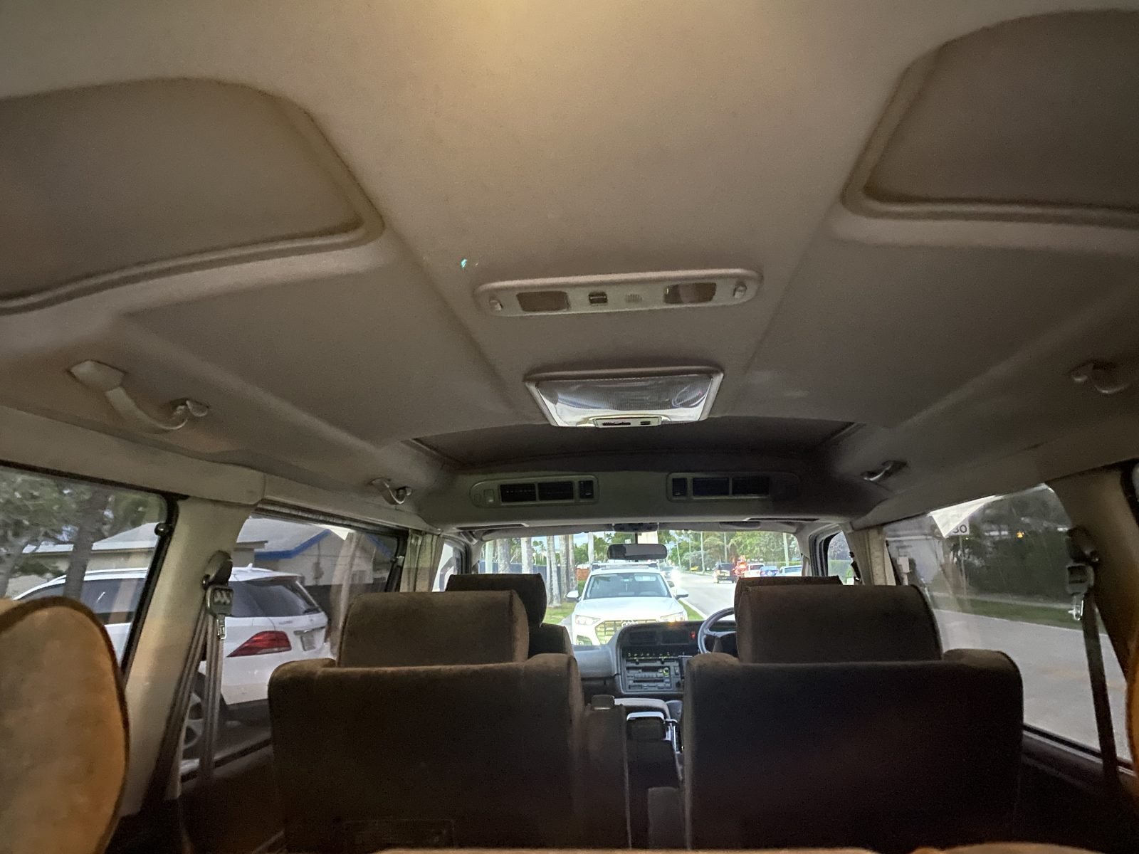1994 Toyota Hiace Super Custom 4x4 Limited — photo 20