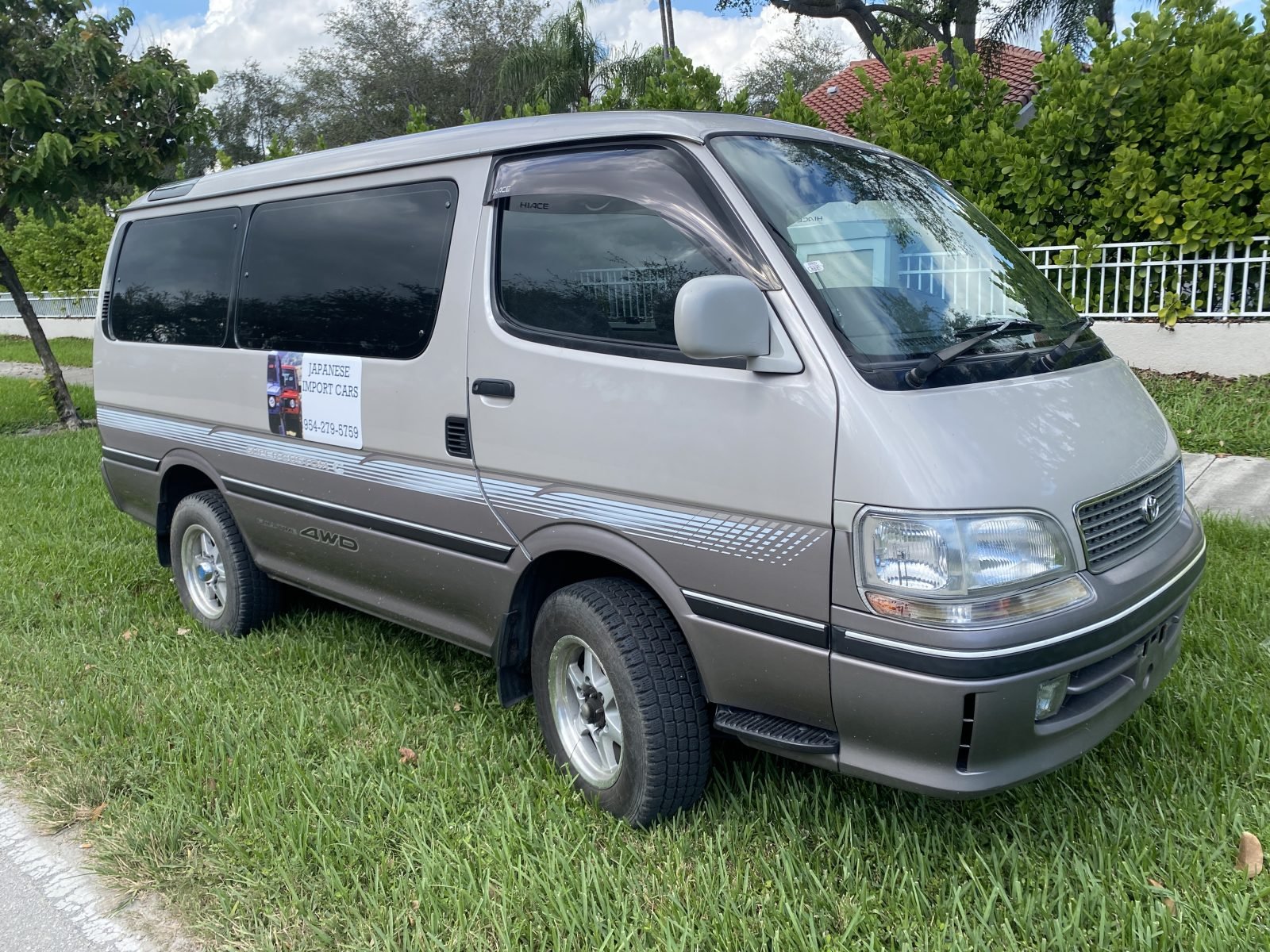 1999 Toyota Hiace Super Custom 4x4 — photo 6